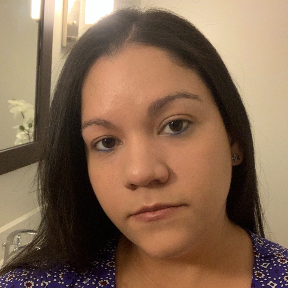 Meet your Posher, Stephanie